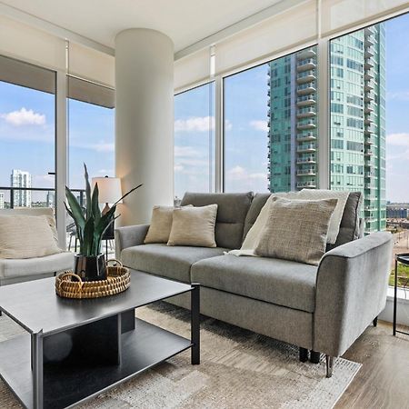 Modern Suite Calgary Downtown 5 Min Walk Stampede Экстерьер фото