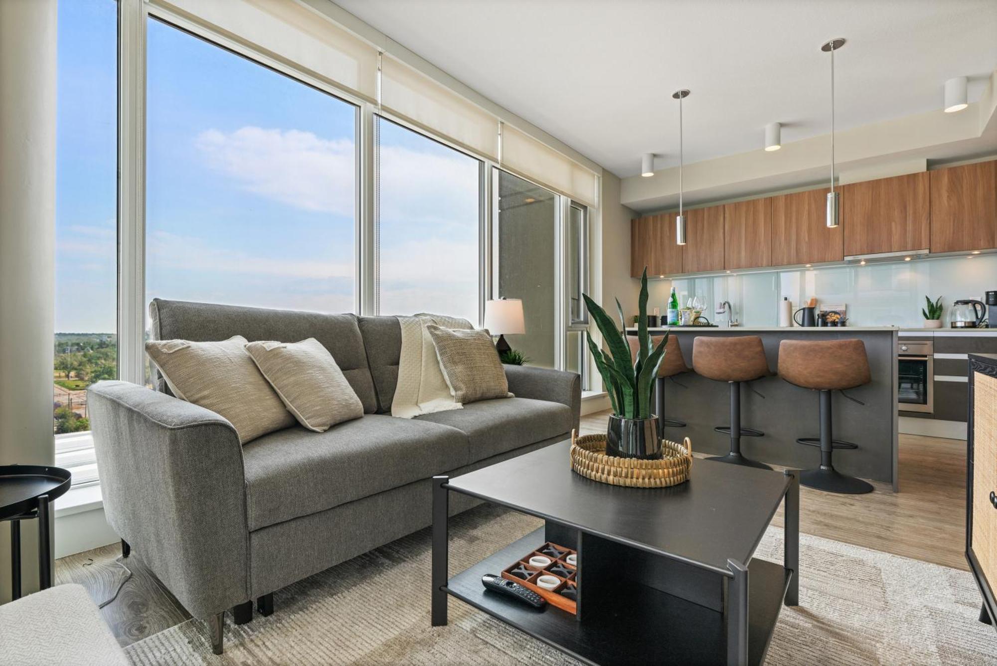 Modern Suite Calgary Downtown 5 Min Walk Stampede Экстерьер фото