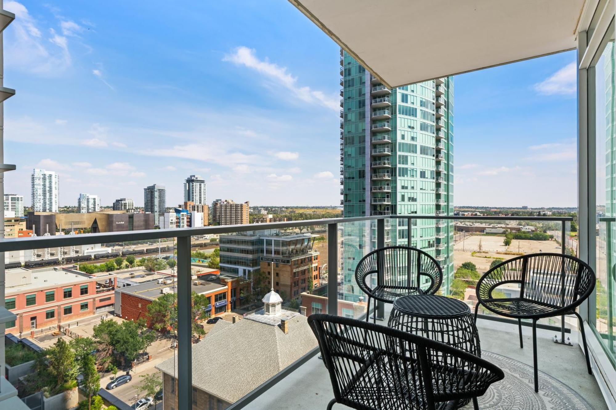 Modern Suite Calgary Downtown 5 Min Walk Stampede Экстерьер фото