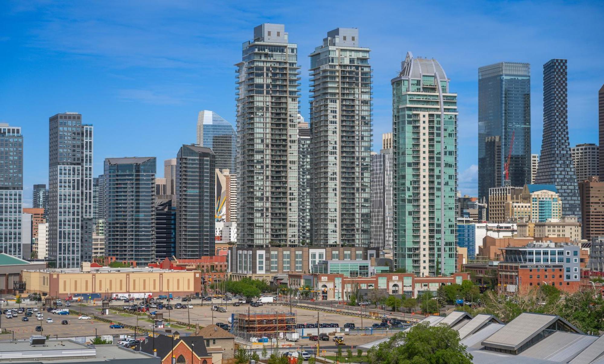 Modern Suite Calgary Downtown 5 Min Walk Stampede Экстерьер фото