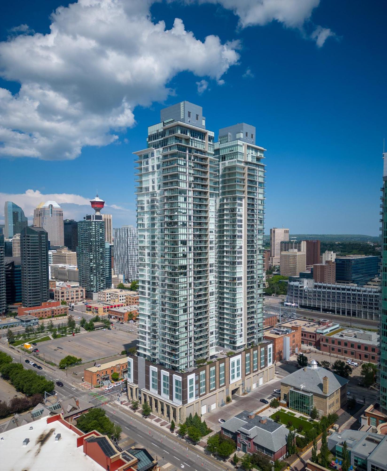 Modern Suite Calgary Downtown 5 Min Walk Stampede Экстерьер фото