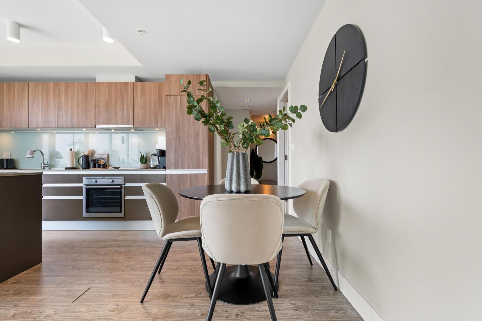 Modern Suite Calgary Downtown 5 Min Walk Stampede Экстерьер фото